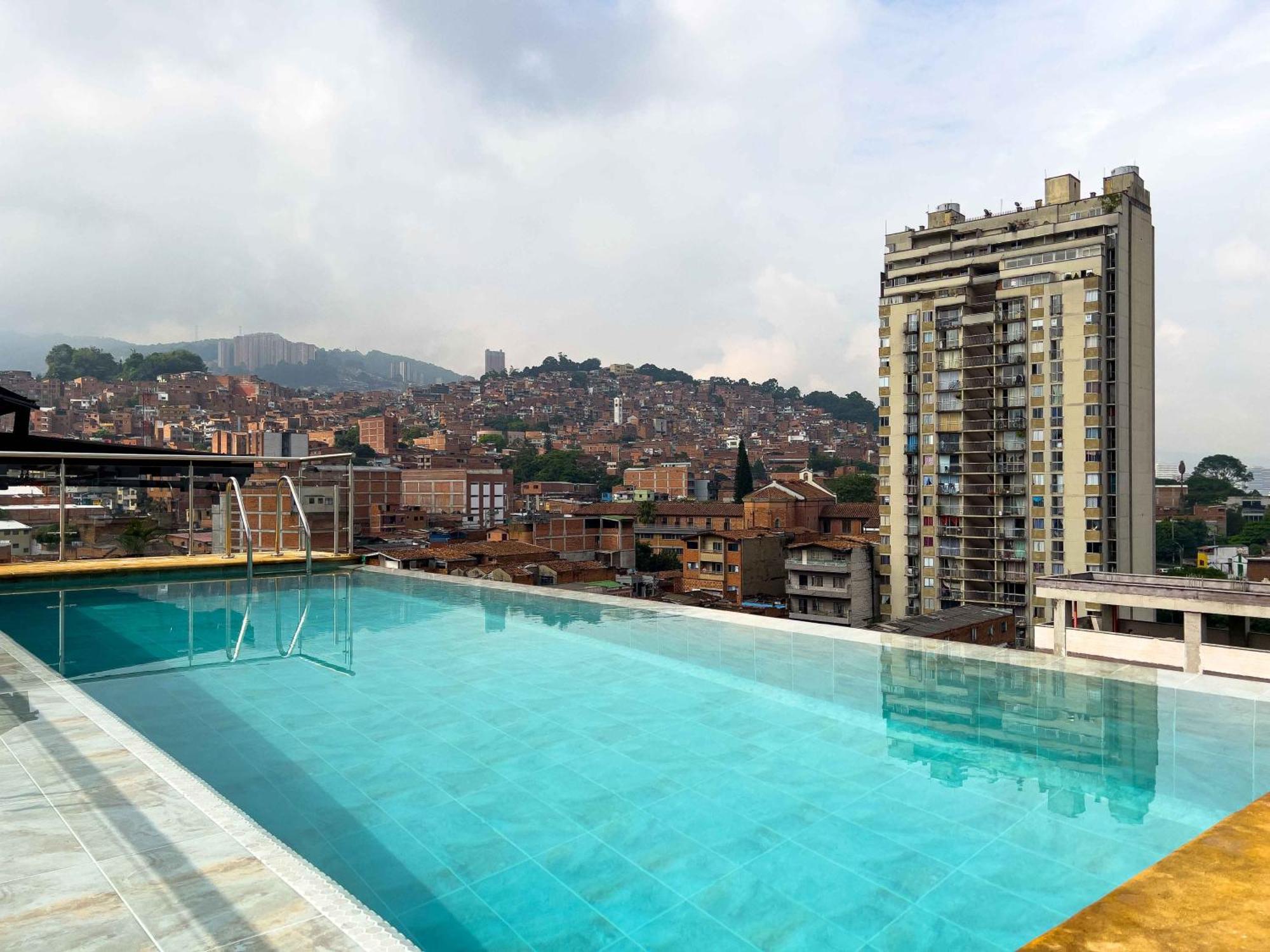 Apartahotel Медельин Экстерьер фото